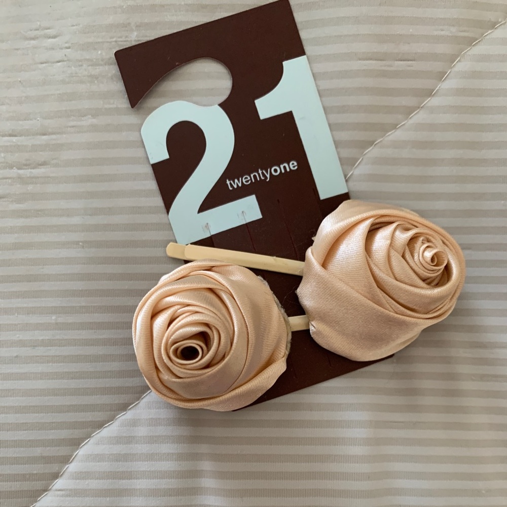 Champagne ribbon roses hair pins